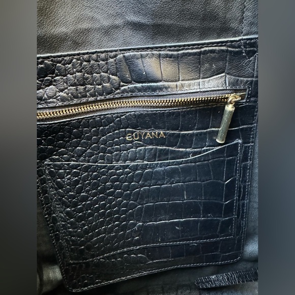 Cuyana Classic Structured Leather Tote Croc Embossed Black - Picture 8 of 17